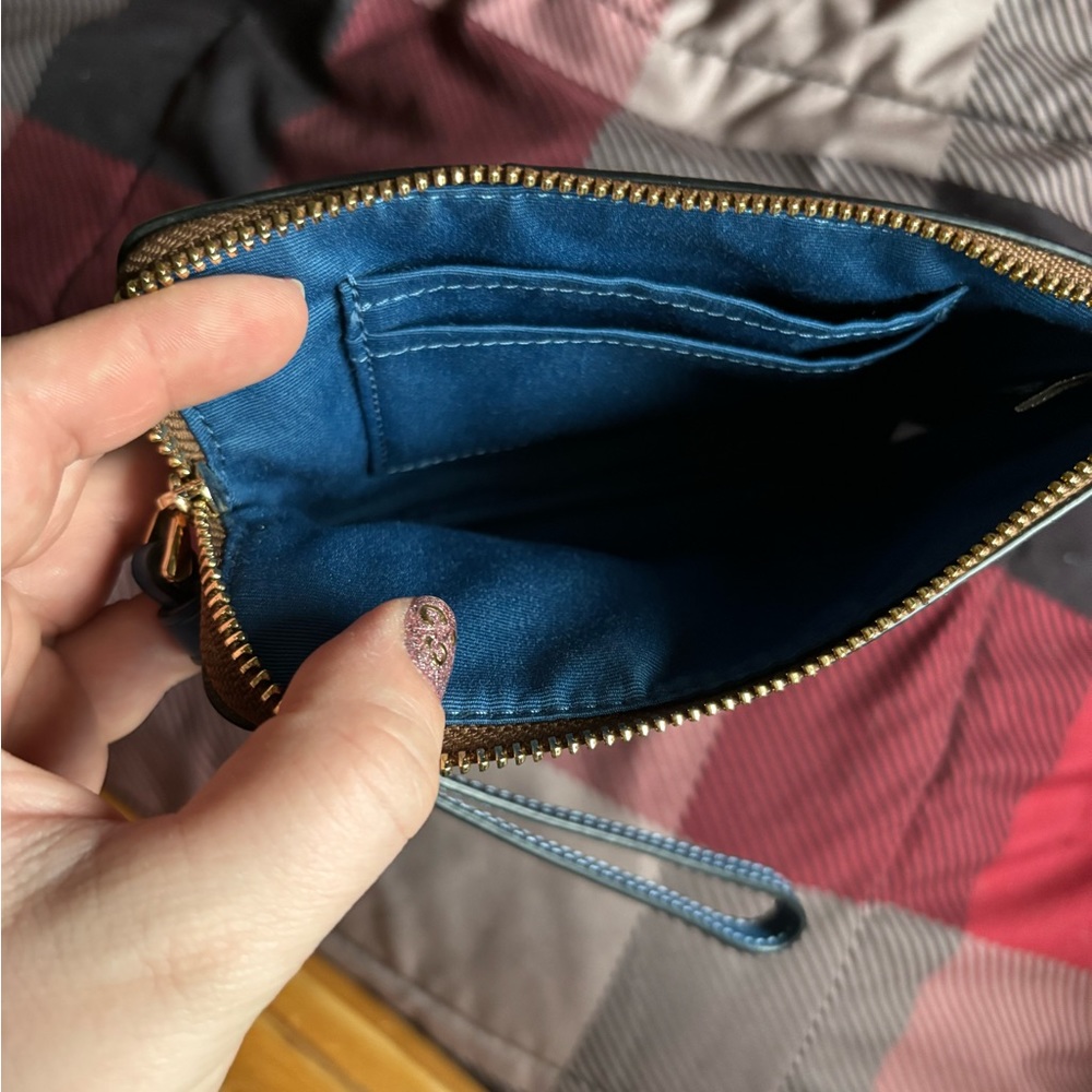 NWOT Coach Wristlet - Picture 2 of 3
